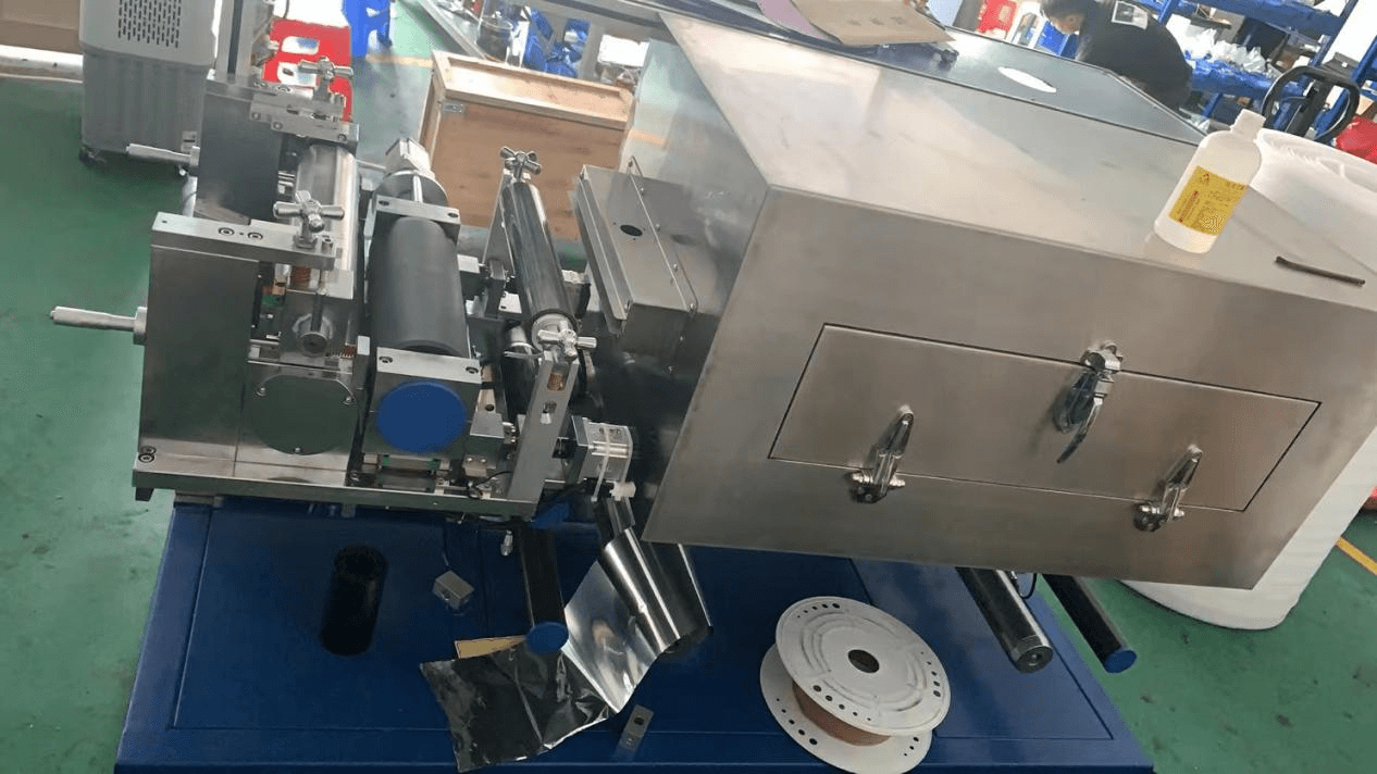 Lithium battery manufacturing machine